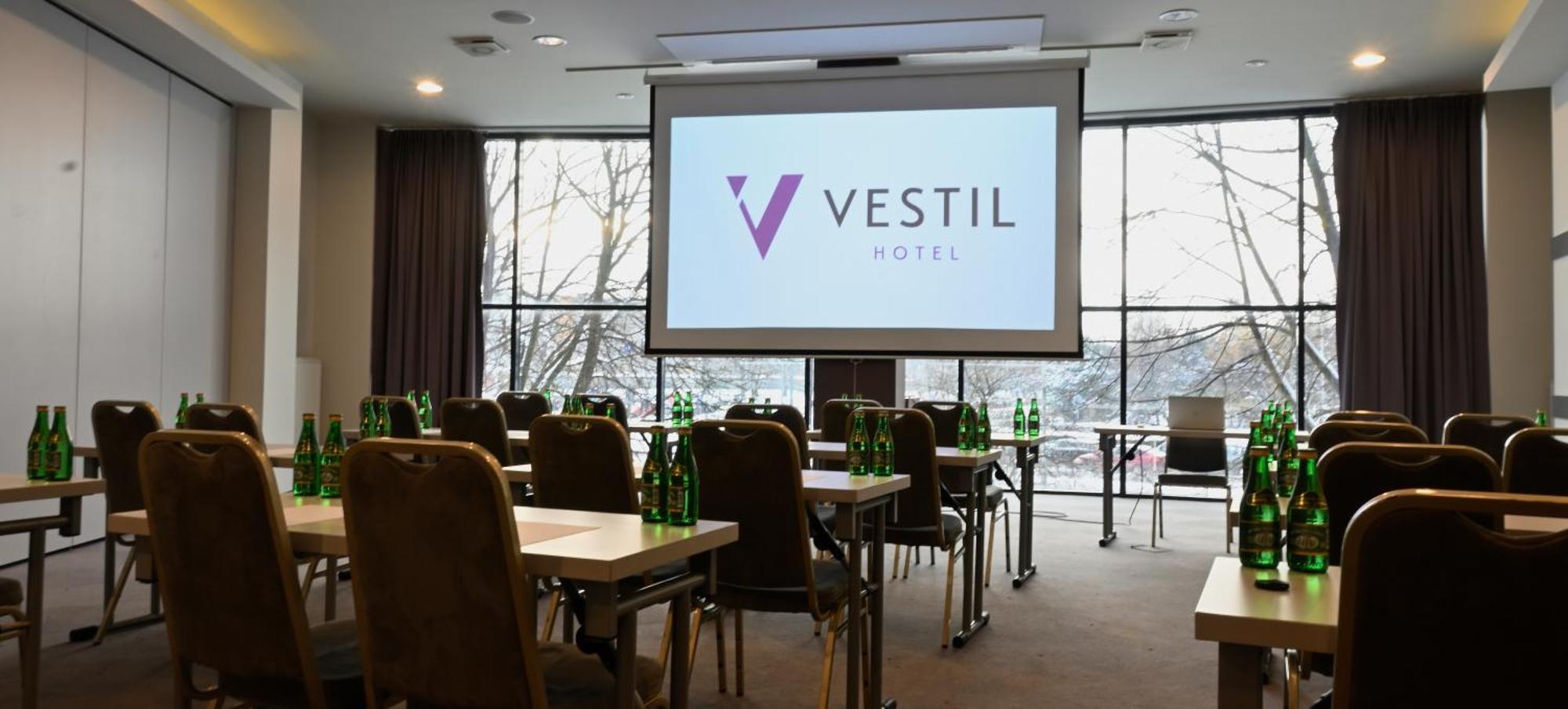 Vestil Hotel Piotrkow Trybunalski Ngoại thất bức ảnh